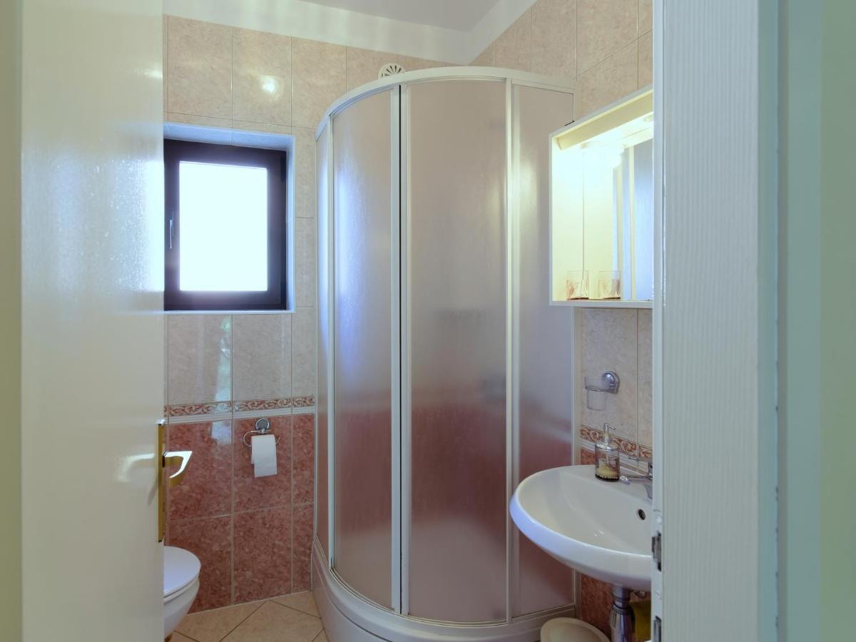 Apartments Marta By Rent Istria Novigrad  Luaran gambar