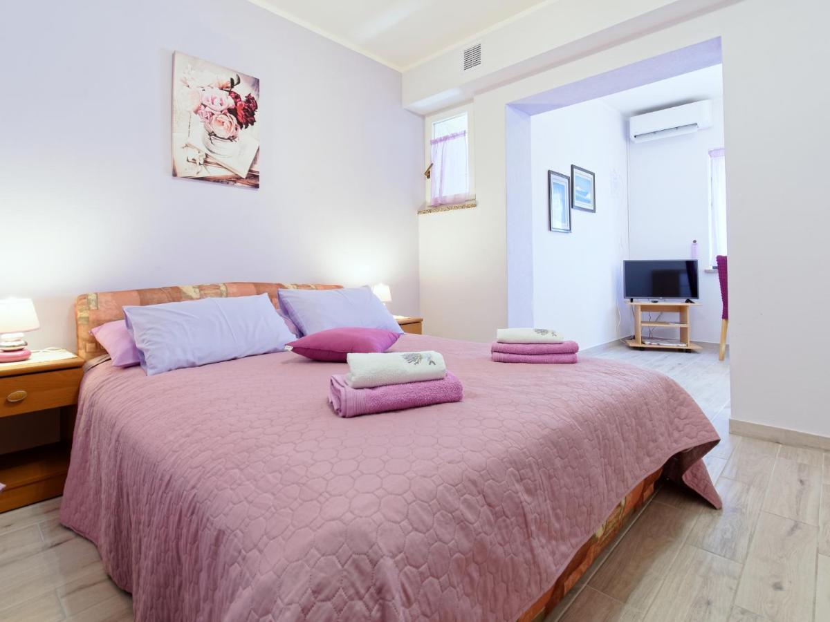 Apartments Marta By Rent Istria Novigrad  Luaran gambar
